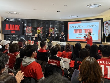 アルバルクチアリーダー　YUUKIさん　ERINAさんの写真　