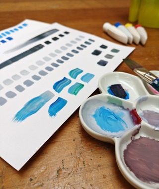 アートスタジオ　ふゆのびじゅつしつ