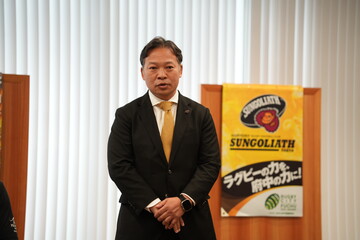 田中澄憲ゼネラルマネージャーが挨拶をする写真