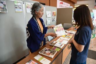 画像　パネル展示の様子