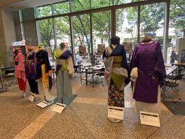 よさこい衣装展示の様子