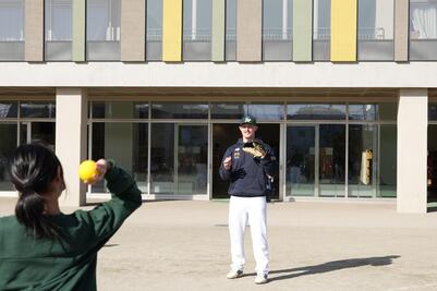 キャッチボールで交流