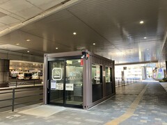 画像　府中駅前喫煙所　外観