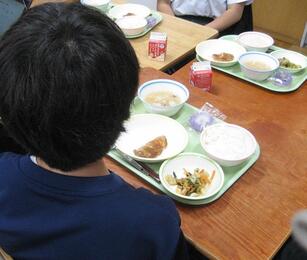 配膳の様子2