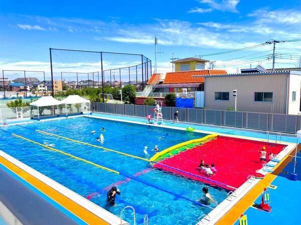 府中第十中学校プール
