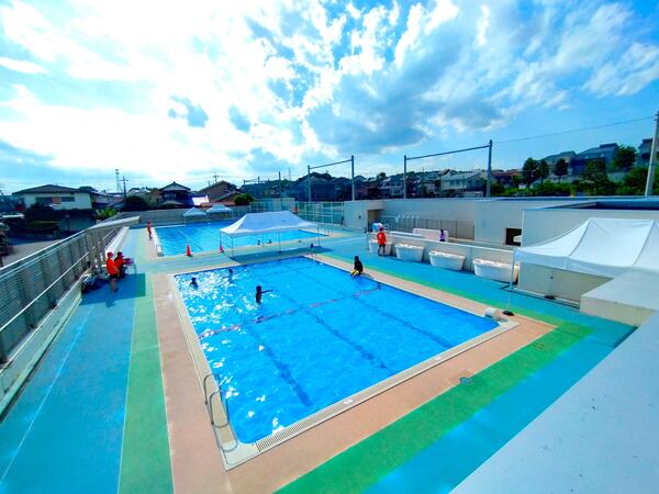 府中第十小学校プール